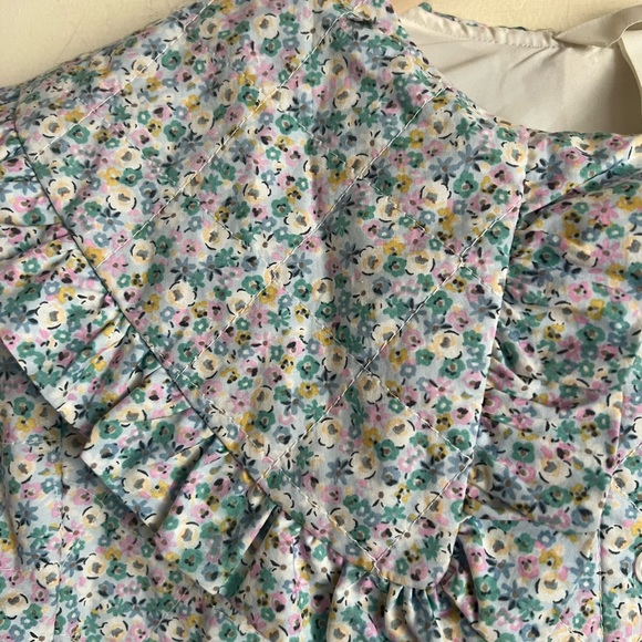 H&M Floral Frill-Trim-Collar Quilted Shacket - Picture 10 of 14